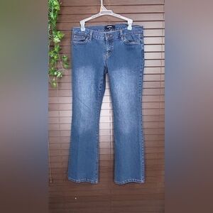 Daisy Fuentes medium wash bootcut jean